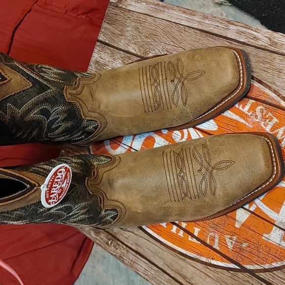 Mens NIB Laredo Western Square Toe Boots - Picture 1 of 8